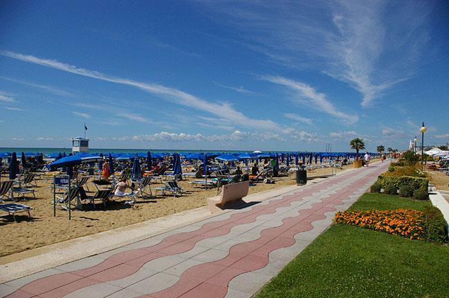 Hotel Germania Lido di Jesolo Exterior photo